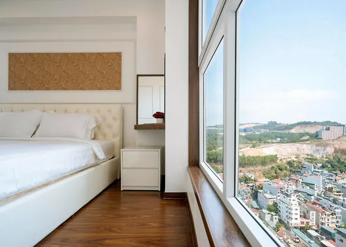 3 Phong Ngu View Bien Apartment Ha Long